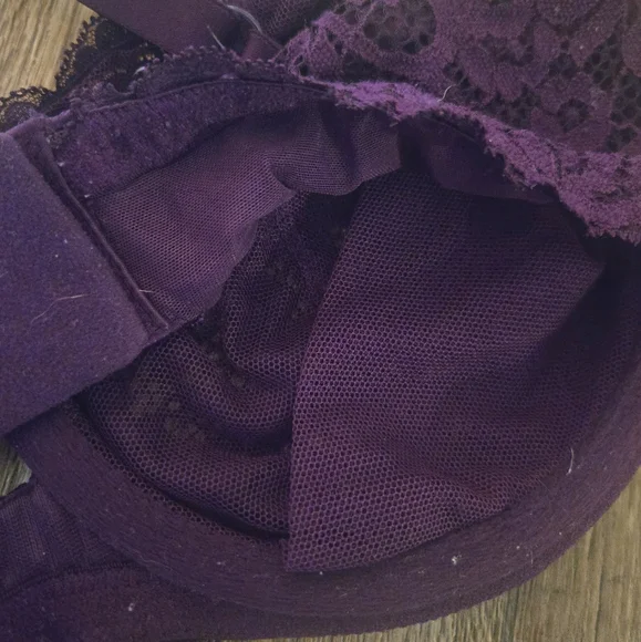 Victorias Secret Lace Bras - Picture 8 of 12